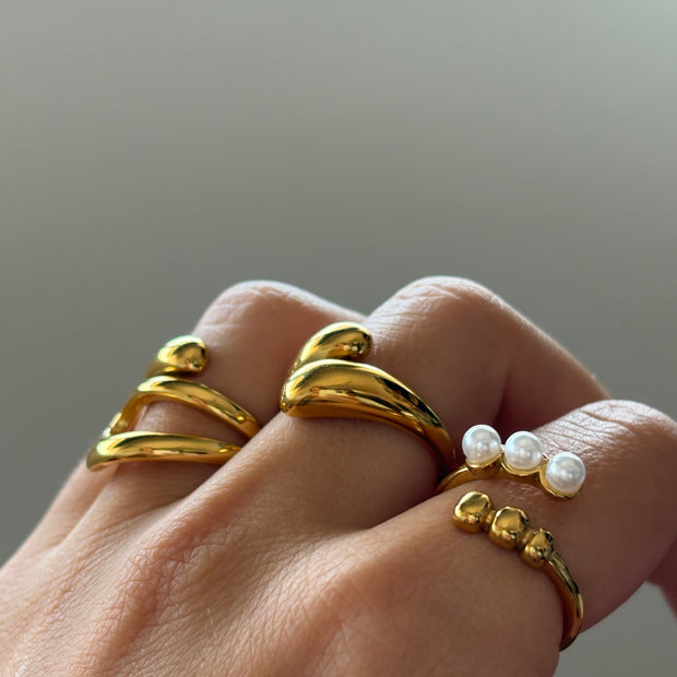 Anillo Trío de Perlas